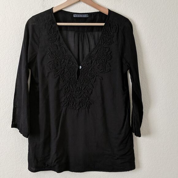 Velvet Black V-Neck Embroidered Lightweight Travel Summer Top Crochet Small S - Picture 4 of 7